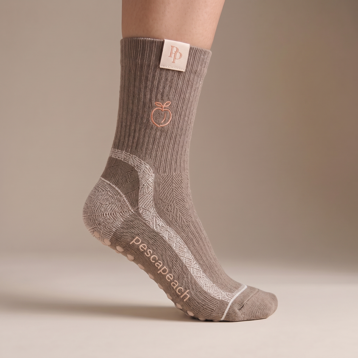 Pescapeach Grip Socks Mocha